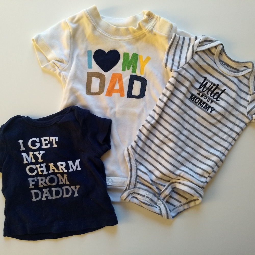 ✨ 5/$25✨👶 Newborn Onesies/Shirt